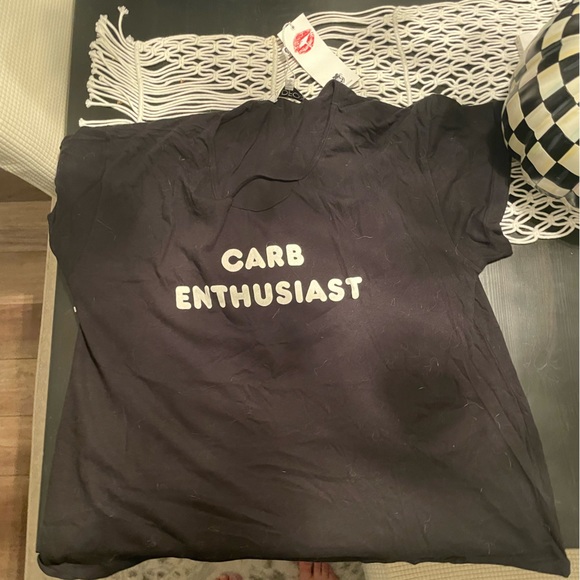 Black Women’s Wildfox t shirt.(Carb Enthusiast) NWT - Picture 1 of 2